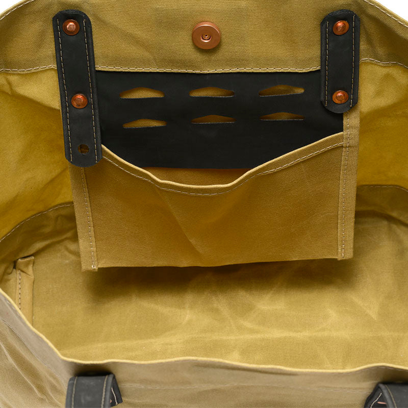 Close up Odyssey Tan Tote Organizer